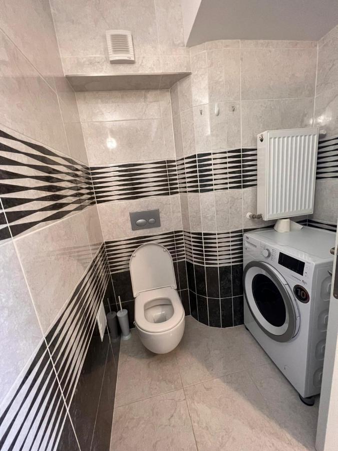 Terrace Apartments Otopeni ! المظهر الخارجي الصورة