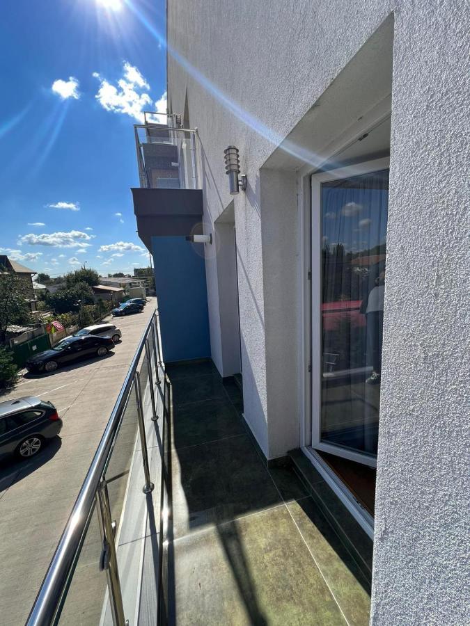 Terrace Apartments Otopeni ! المظهر الخارجي الصورة